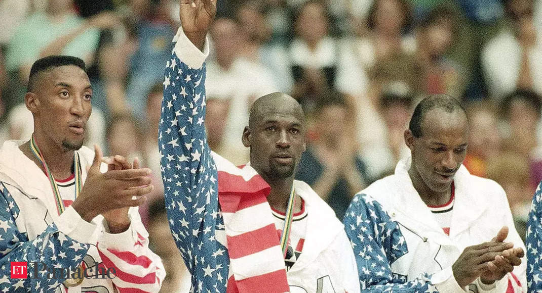 Michael Jordan’s ‘Dream Team’ coat he used at 1992 Barcelona Olympics anticipated to bring $3 mn at auction