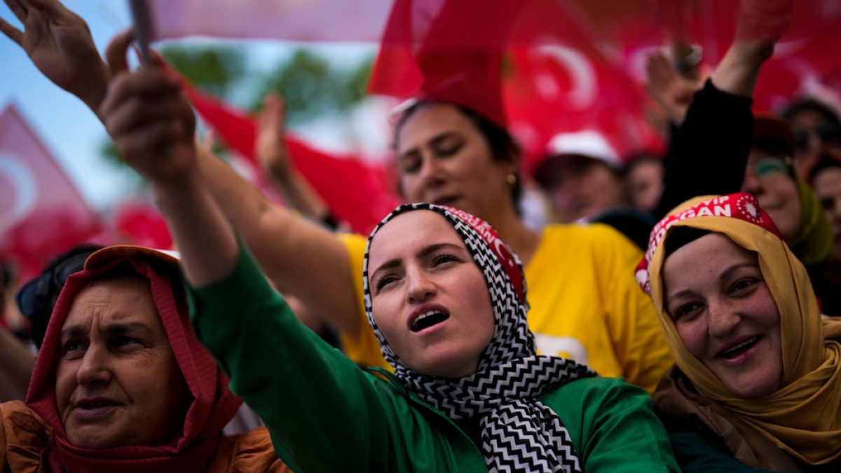 Erdogan, Kilicdaroglu rally advocates prior to Turkish election