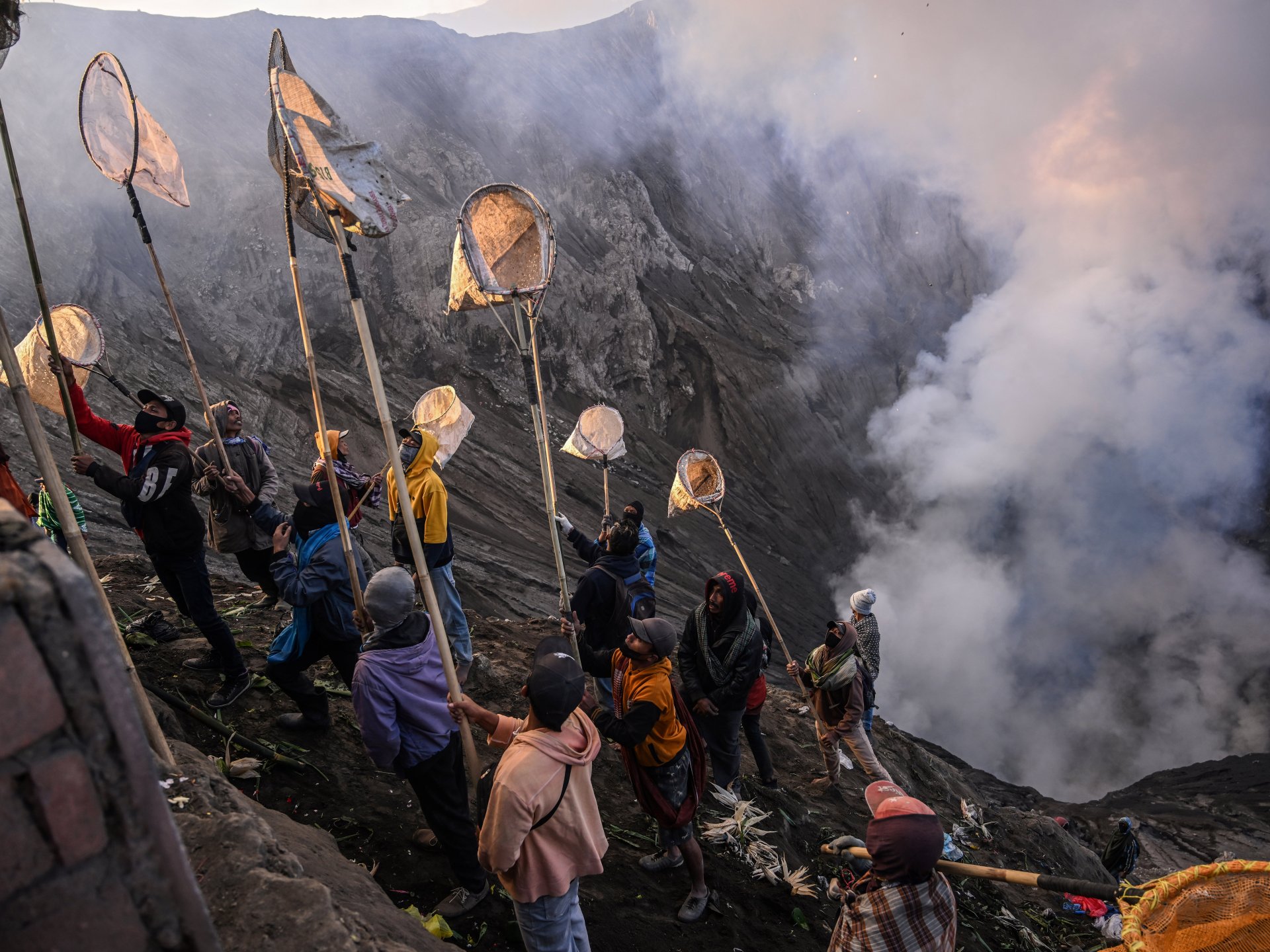 Indonesia volcano draws thousands for routine sacrifice