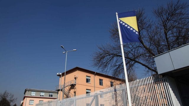 Bosnia Convicts Serb Ex-Policemen of Torturing Civilians