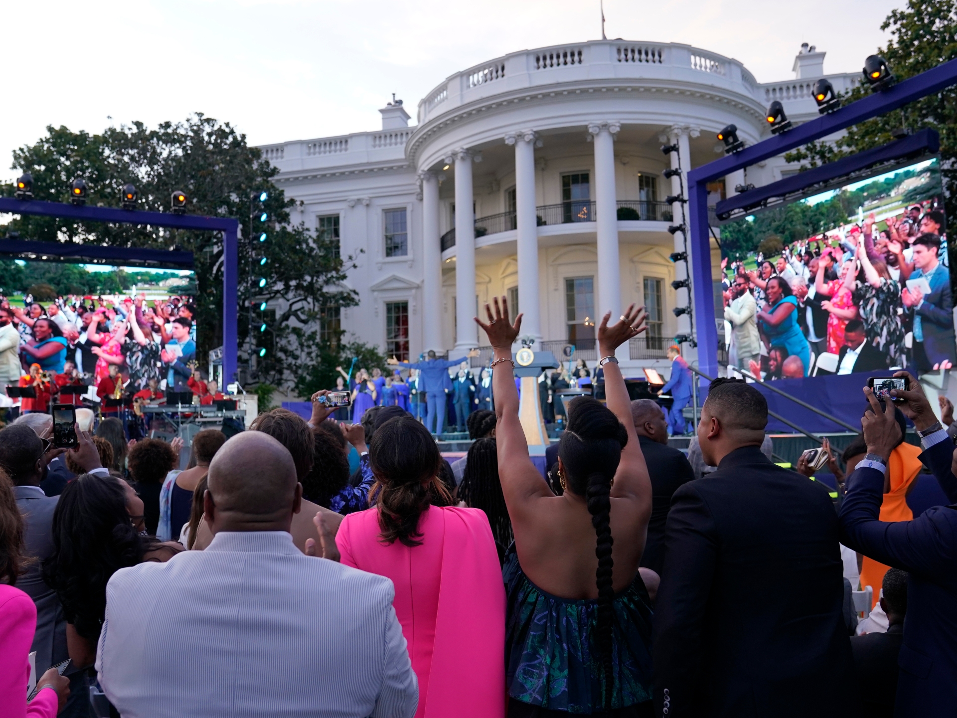 Biden commemorates Juneteenth with show at White House