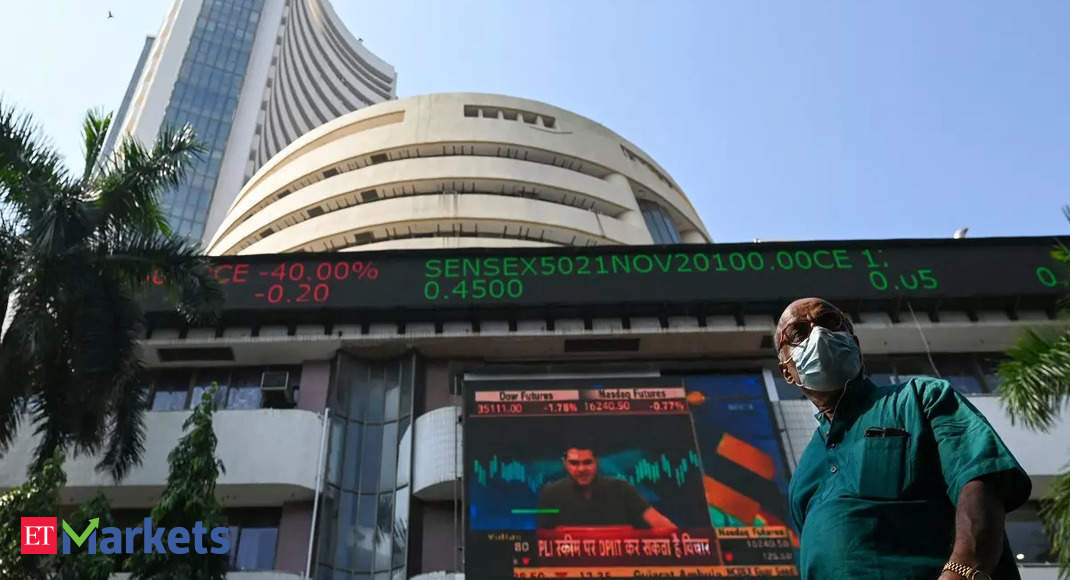 Regional indices end at record peaks on HDFC, IT gains