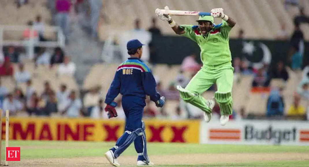 Javed Miandad ‘remorses’ assisting Imran Khan end up being Pakistan PM