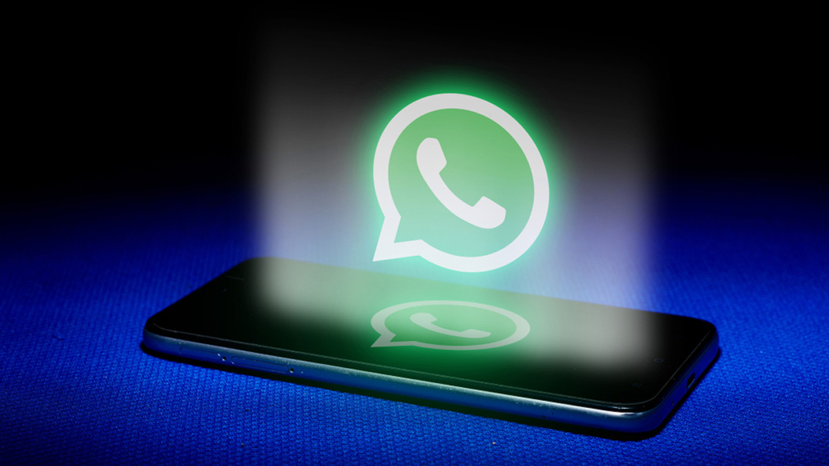 WhatsApp Introduces QR Code Chat Transfer for Mobiles