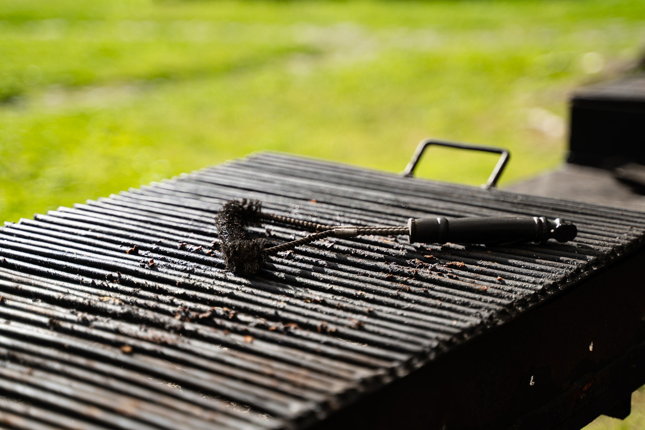 Is It Safe to Use a Wire Brush to Clean Your Grill?