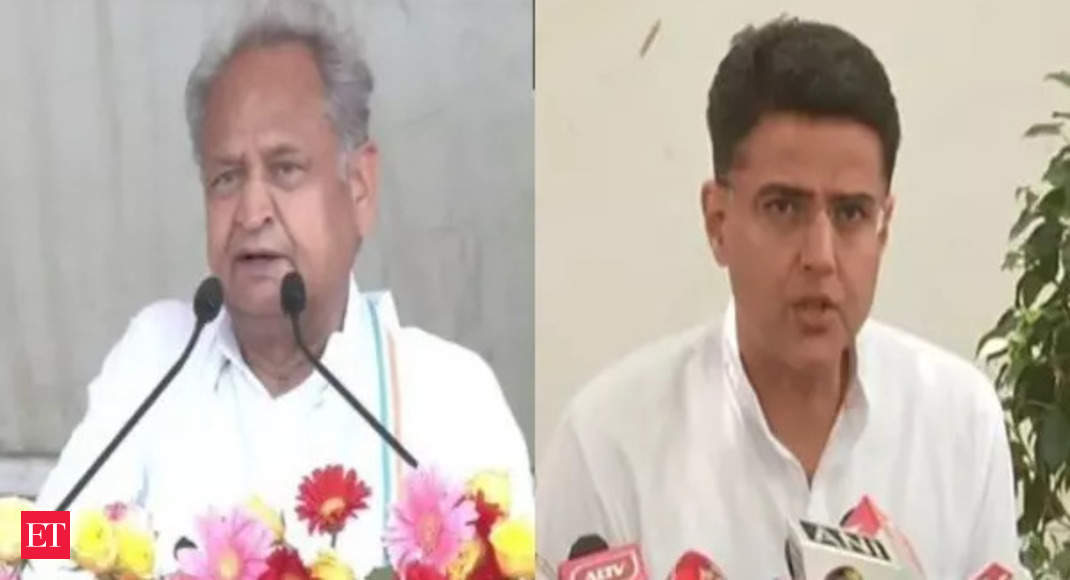 Sachin Pilot buries the hatchet with Ashok Gehlot