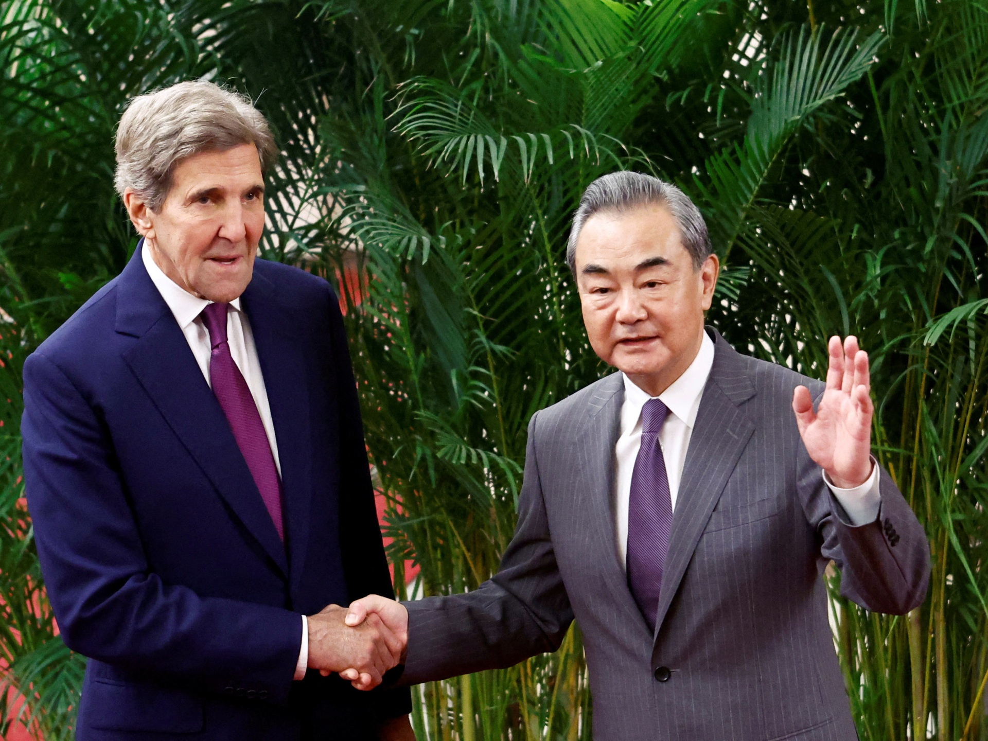 Kerry hopes environment cooperation can redefine US-China ties