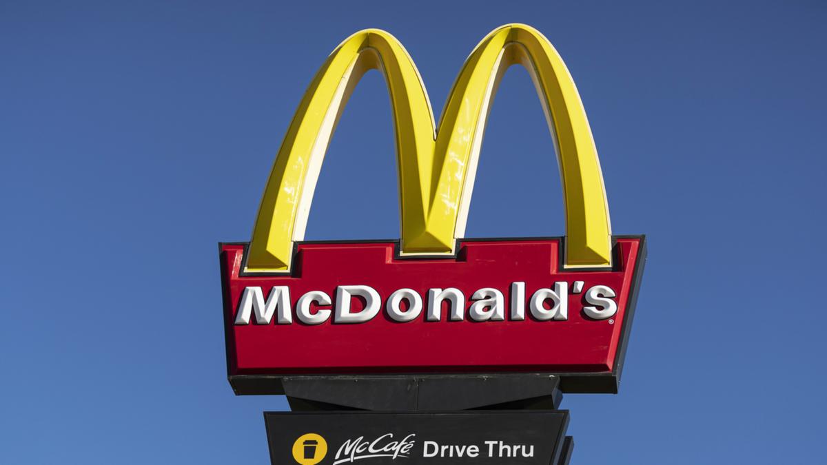 Maccas to make invest over $1 billion on opening 100 brand-new dining establishments and updating exisitng ones