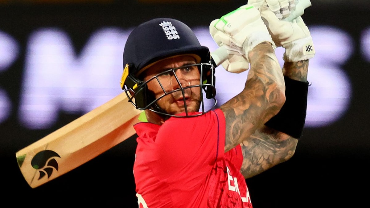 Alex Hales’ Fake Account Incites Twitter War Between India, Pakistan Fans