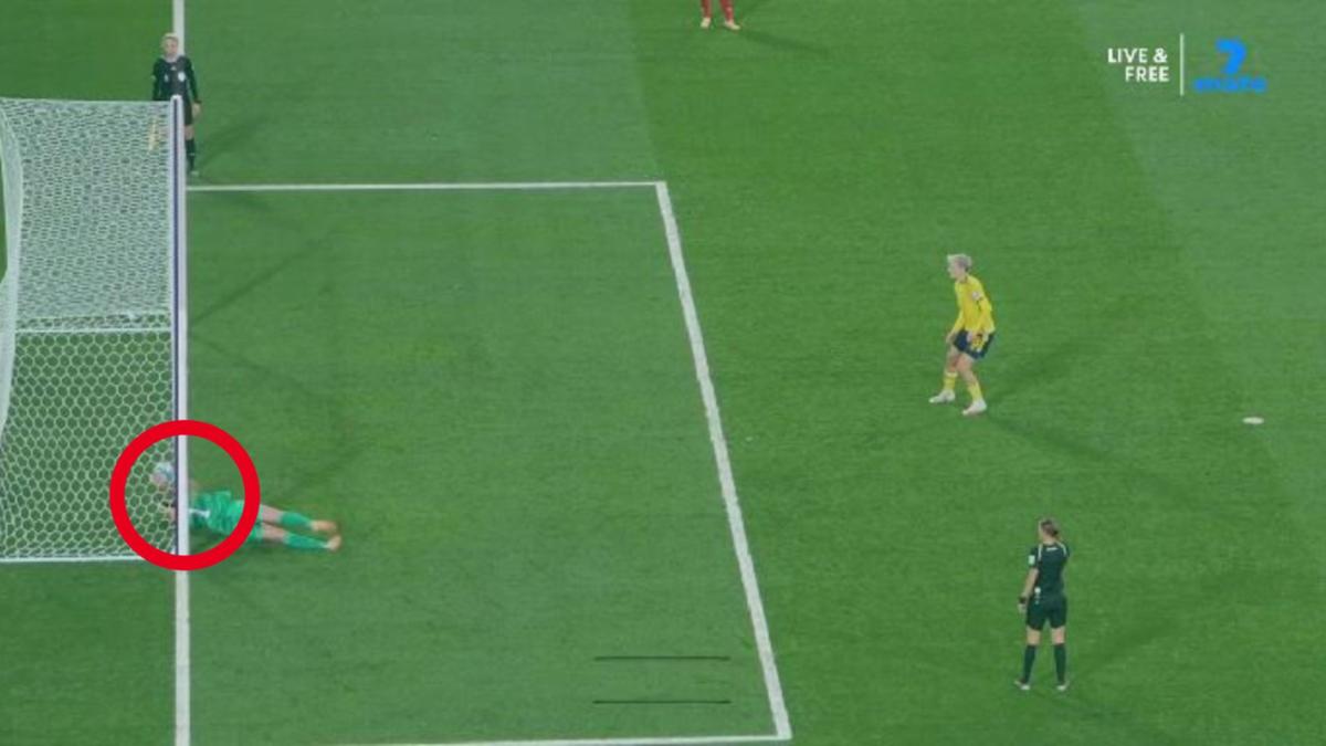 Ridiculous charge drama sees Sweden knock out protecting FIFA Women’s World Cup champs USA