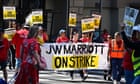 Los Angeles: hotel employees strike sparks reaction amongst academics