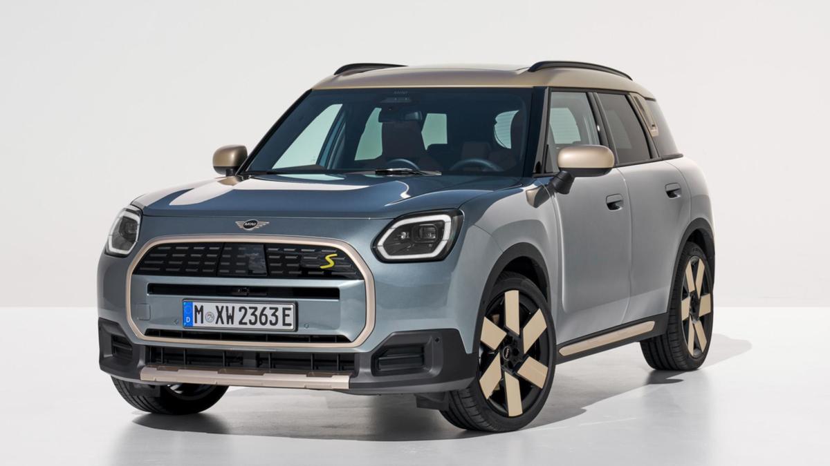 2024 Mini Countryman matures, goes electrical