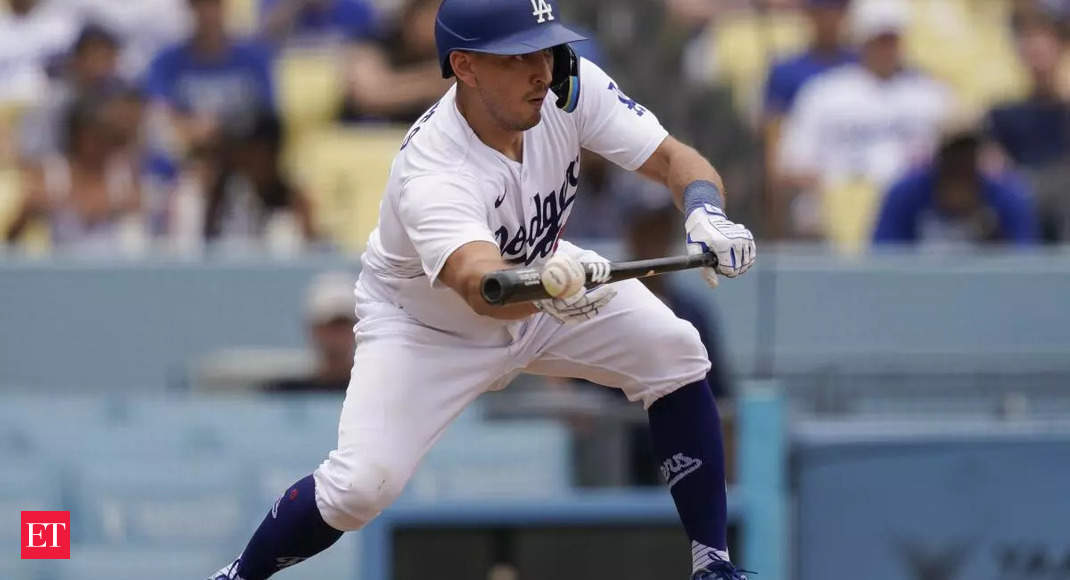 Los Angeles Dodgers’ Austin Barnes exits video game versus Miami Marlins. See what occurred