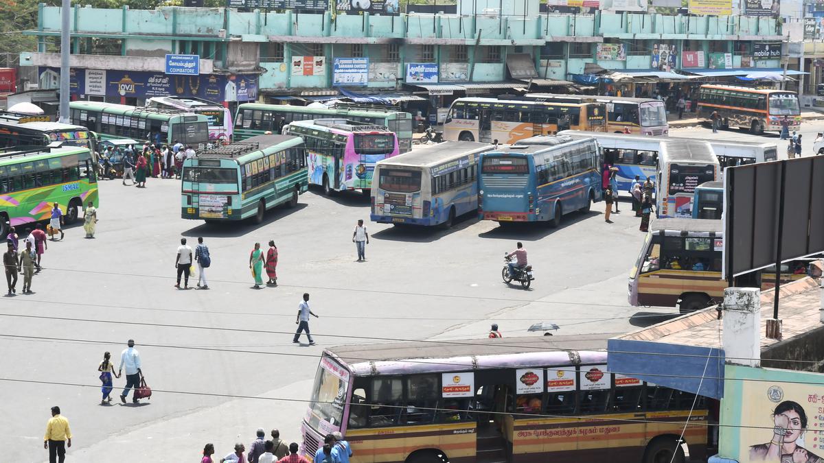 ‘Dindigul bus stand is an example of how a bus stand need to not be operating’ commuters state