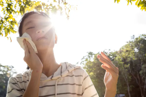 Efeitos da onda de calor em pacientes pediátricos: a que morbidades ficar atento?