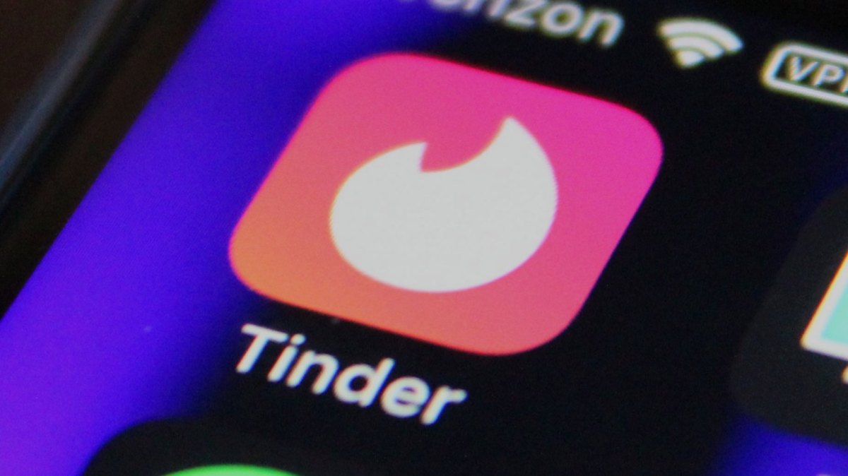 Tinder goes ultra-premium, Amazon purchases Anthropic and Apple describes its brand-new AirPods