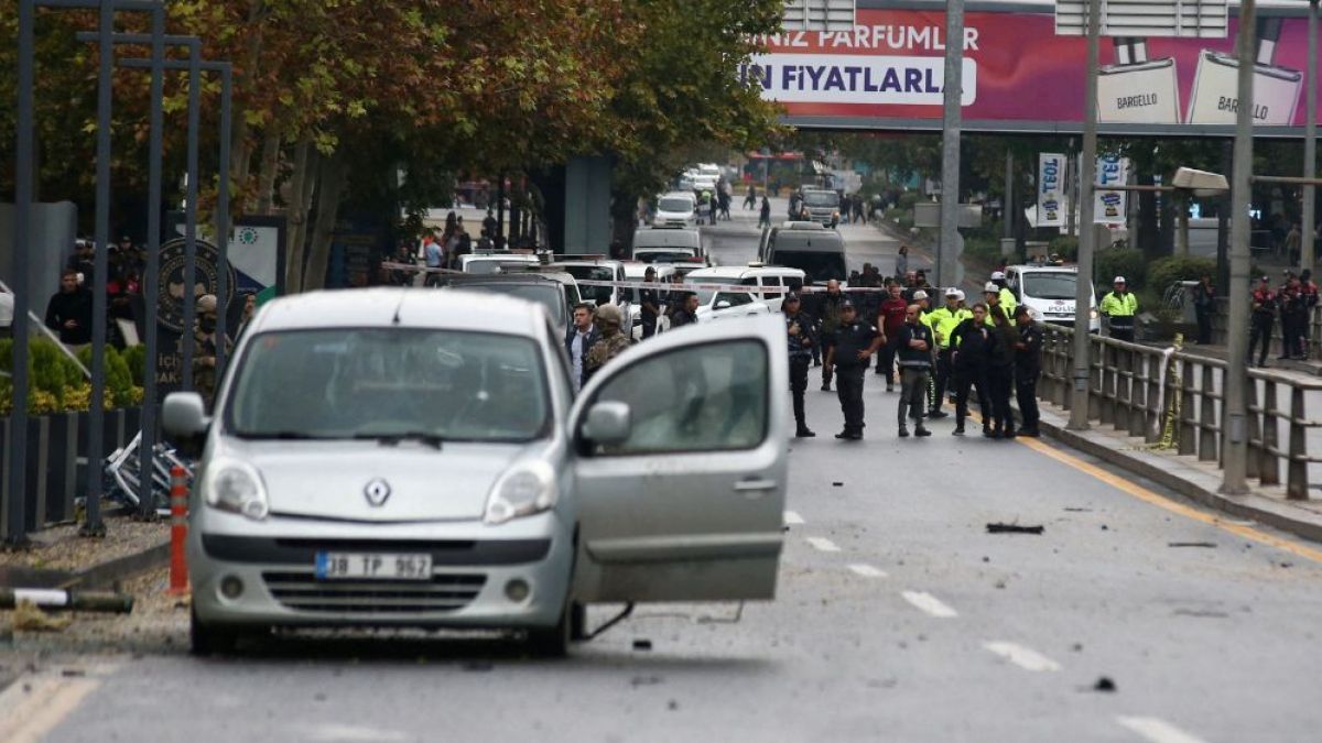 Prohibited Kurdish group PKK declares obligation for Turkey suicide attack