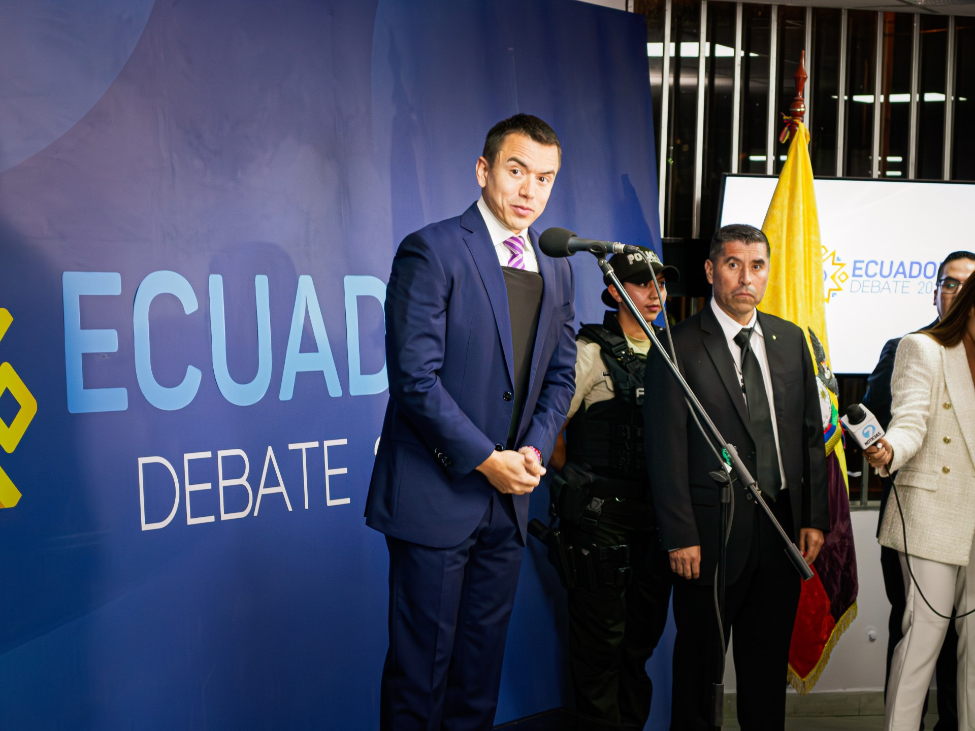 In last argument, Ecuador’s governmental prospects take on criminal activity, economy