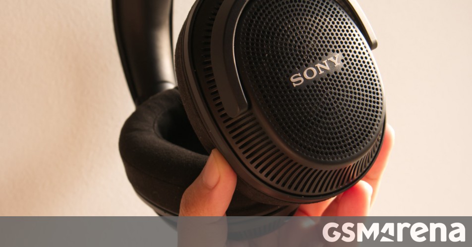 Sony MDR-MV1 earphones evaluation