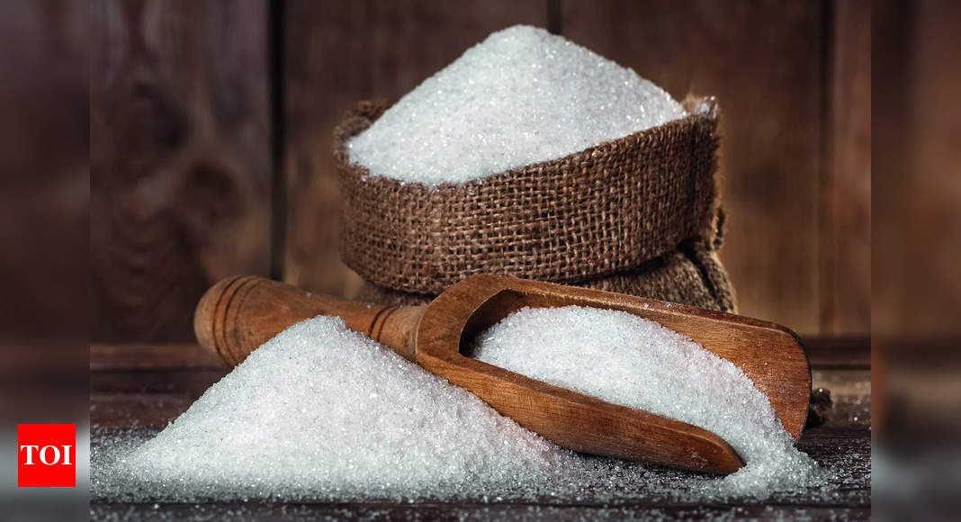 Govt extends curbs on sugar exports