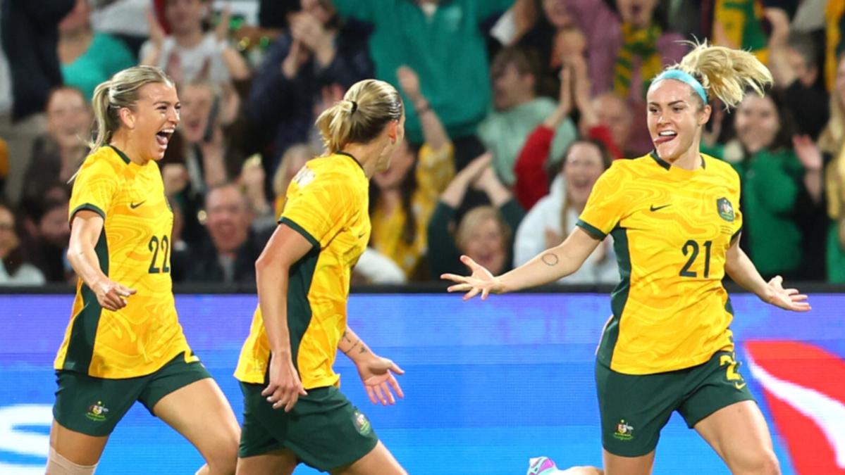 Matildas protector Ellie Carpenter’s best action to World Cup distress establishes 2-0 win over Iran