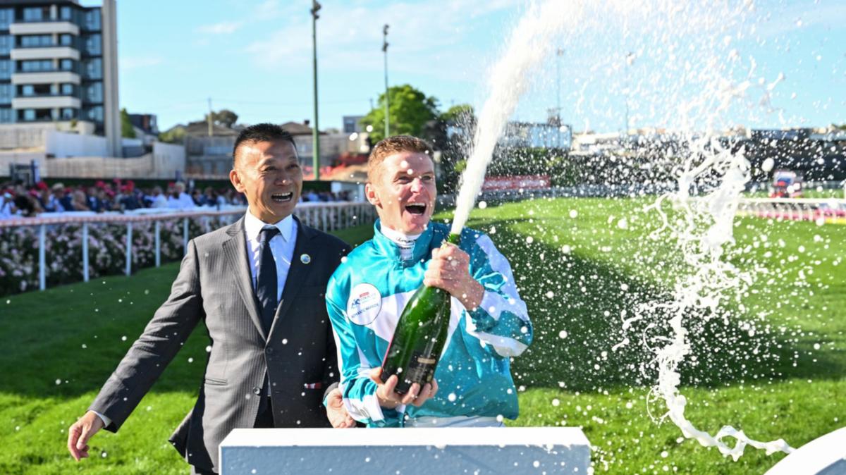 Horse racing wash-up: All the star entertainers from Cox Plate day and Randwick