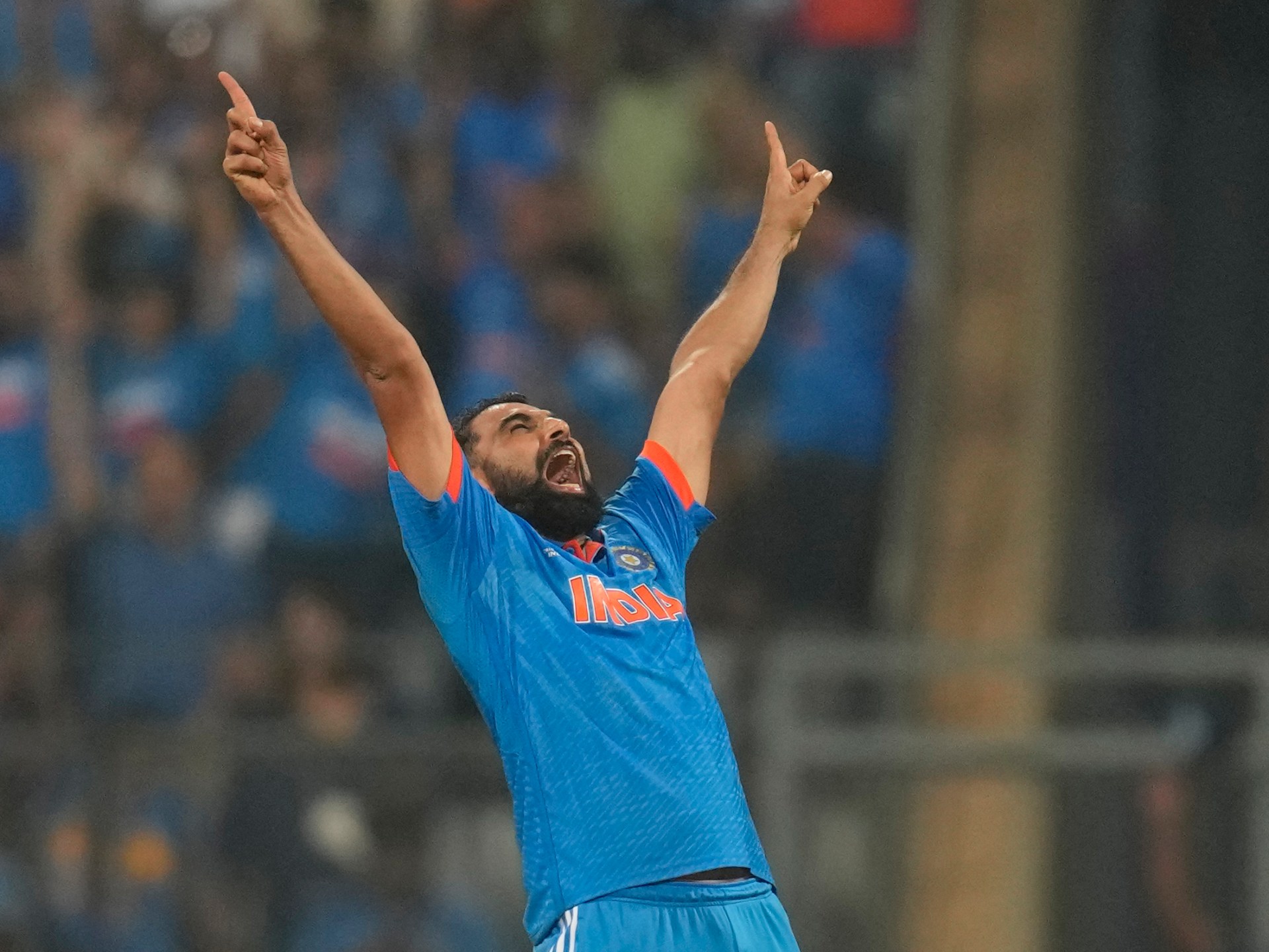 Seven-wicket Shami thwarts New Zealand as India holler into World Cup last