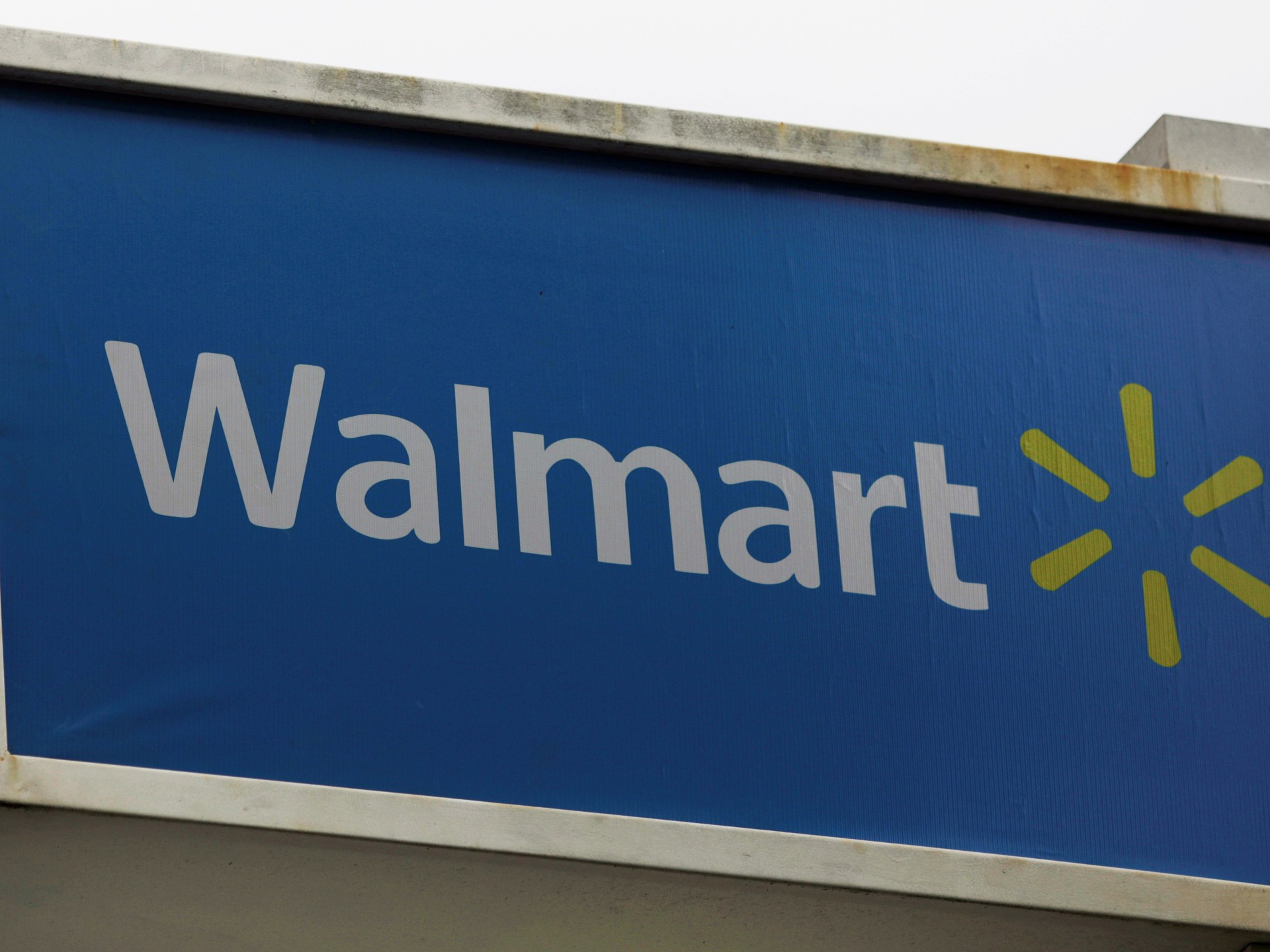 Walmart shooting leaves 4 injured, shooter eliminated in United States state of Ohio