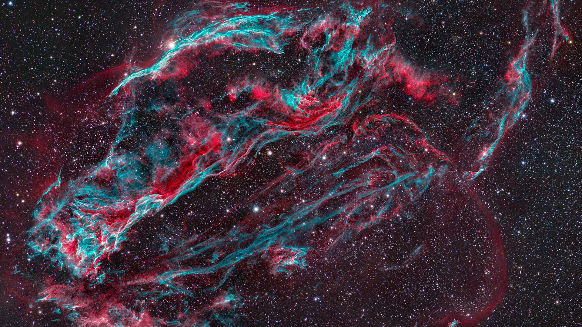 A star took off 10,000 years earlier and left us with the beautiful Veil Nebula (image)