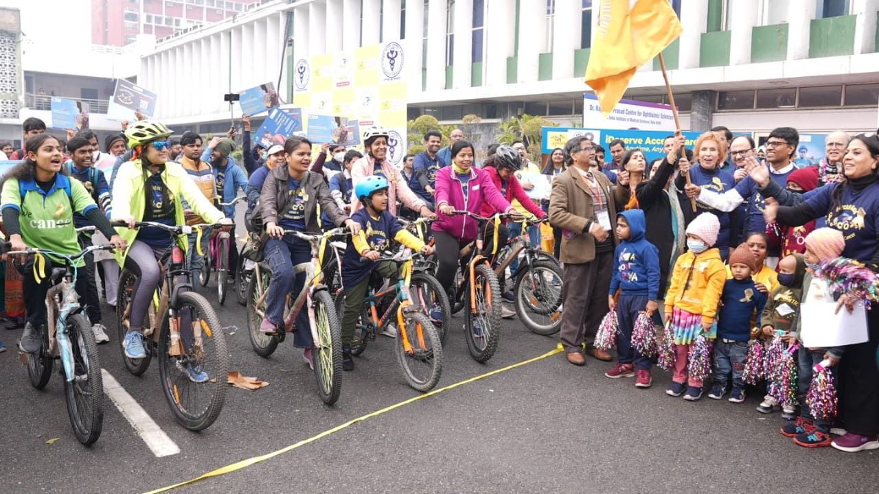 World Cancer Day: Cancer Survivors’ ‘Cycle for Change in Marathon’ Flagged Off To Raise Awareness