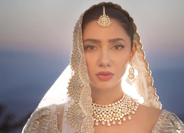 Mahira Khan rejects pregnancy rumours; states, “I have not left the Netflix series”