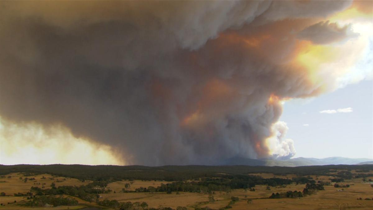 Several Victorian neighborhoods in the course of raving bushfire