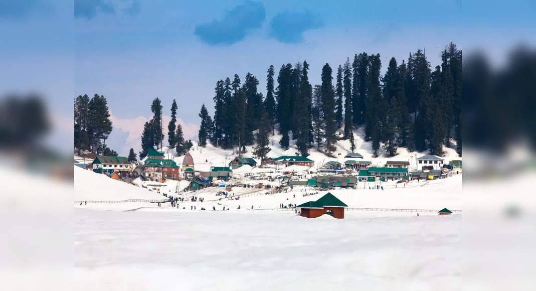 Gulmarg and Gurez in Kashmir experiences fresh snowfall