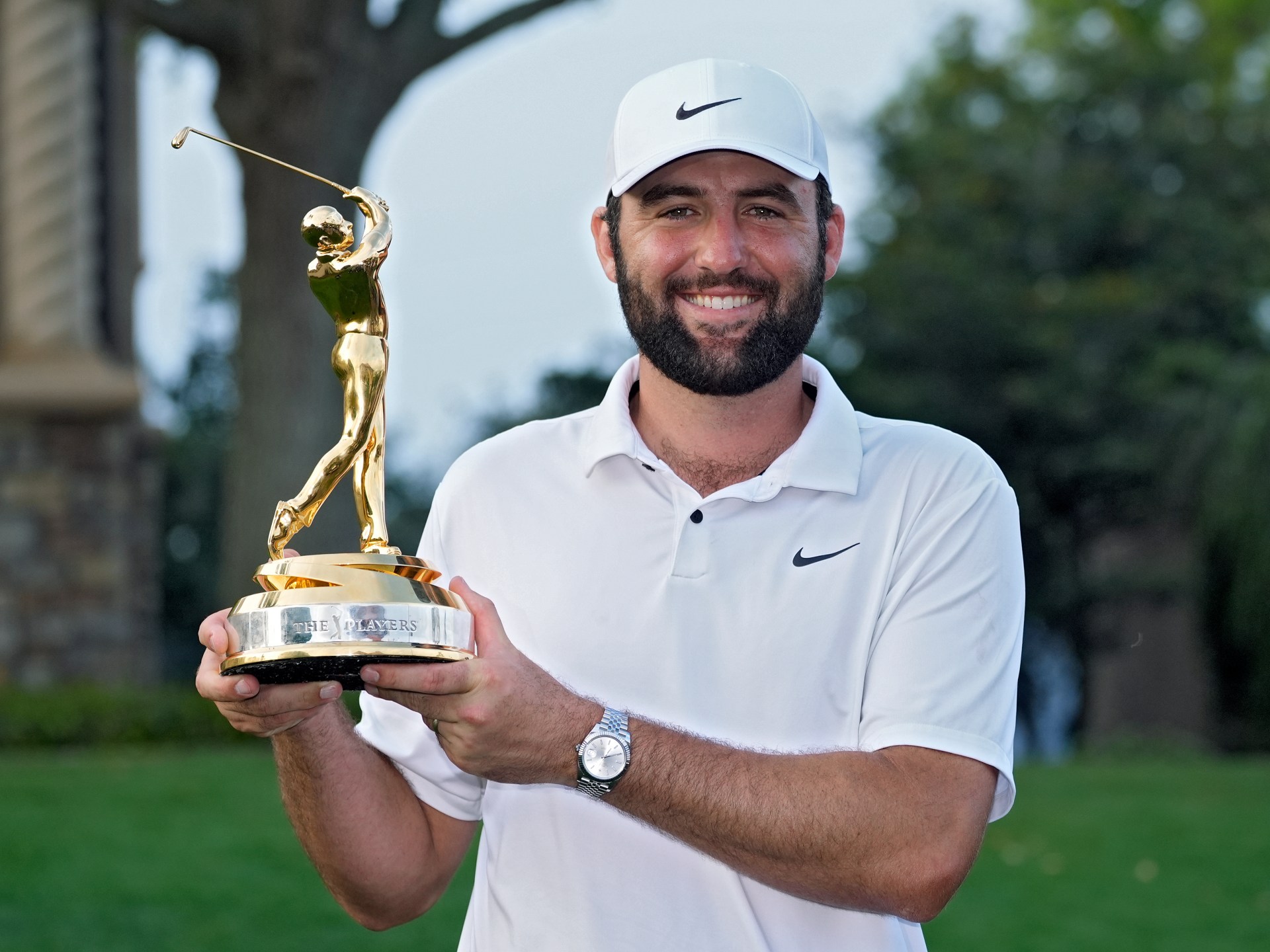 Scottie Scheffler closes with a 64 to duplicate at The Players Championship