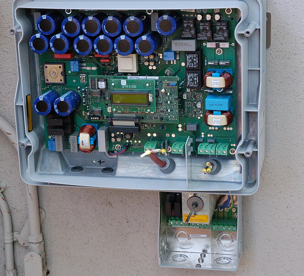 Inverter undersizing not widely reliable to lower soiling losses