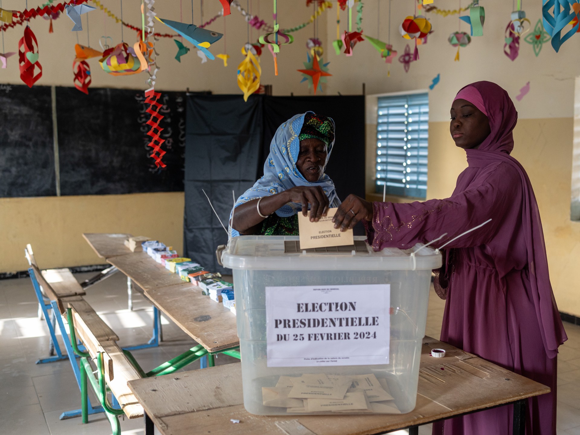 Vote counting under method in Senegal’s postponed governmental election