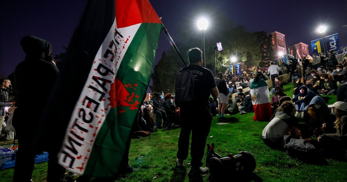 UCLA school standoff as cops order pro-Palestinian protesters to leave