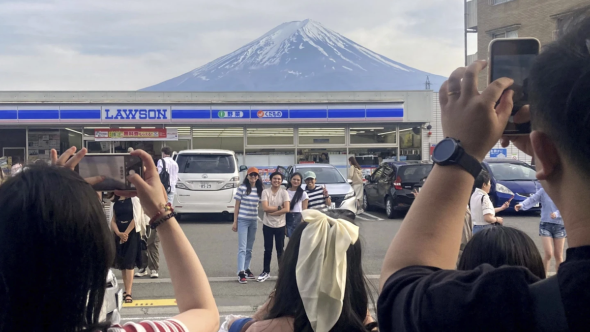 ‘Worrying’: Town with picturesque view makes extreme transfer to hinder travelers