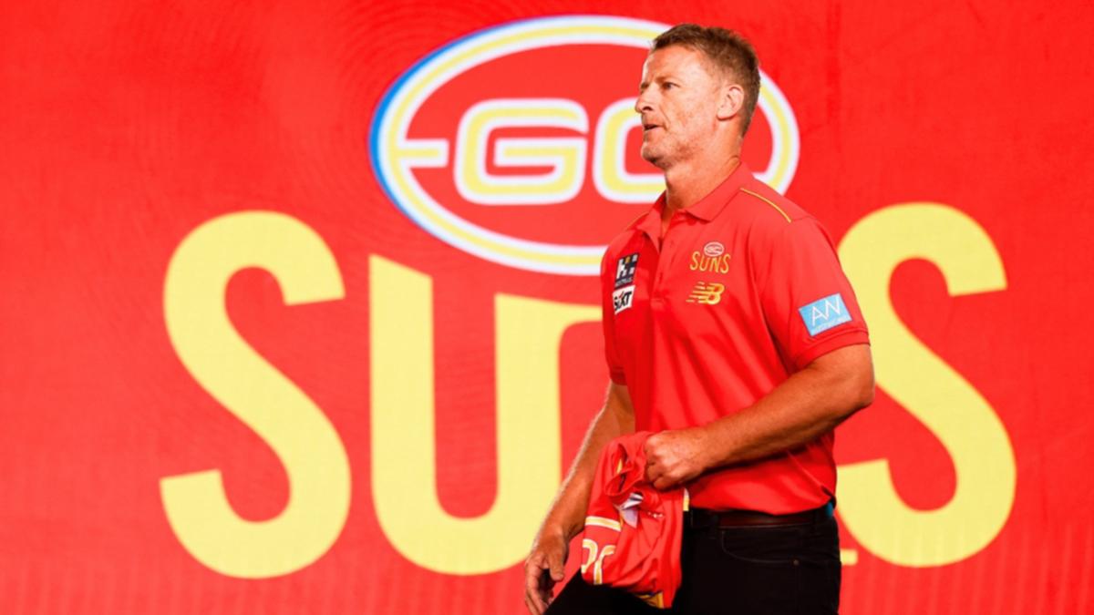 Gold Coast Suns call conference of stakeholders to talk about prospective jumper and logo design modification