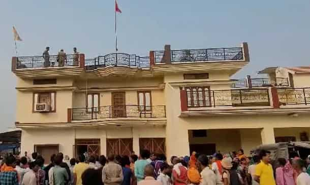 UP guy shoots mom dead, attacks other half with hammer, tosses 3 kids off roofing before eliminating self