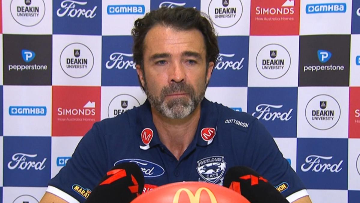 Chris Scott’s ‘worrying’ admission as ‘fractures’ open at Geelong