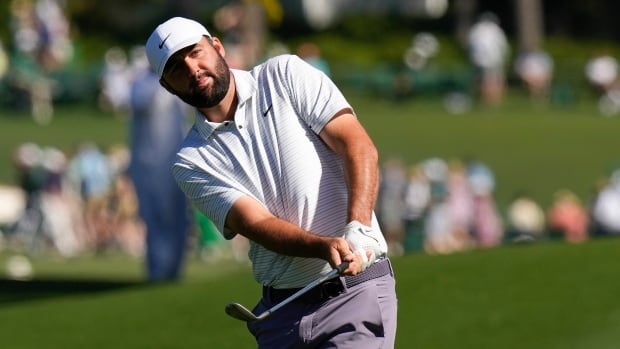 Scottie Scheffler apprehended at PGA Championship for traffic infraction, go back to course hours later on