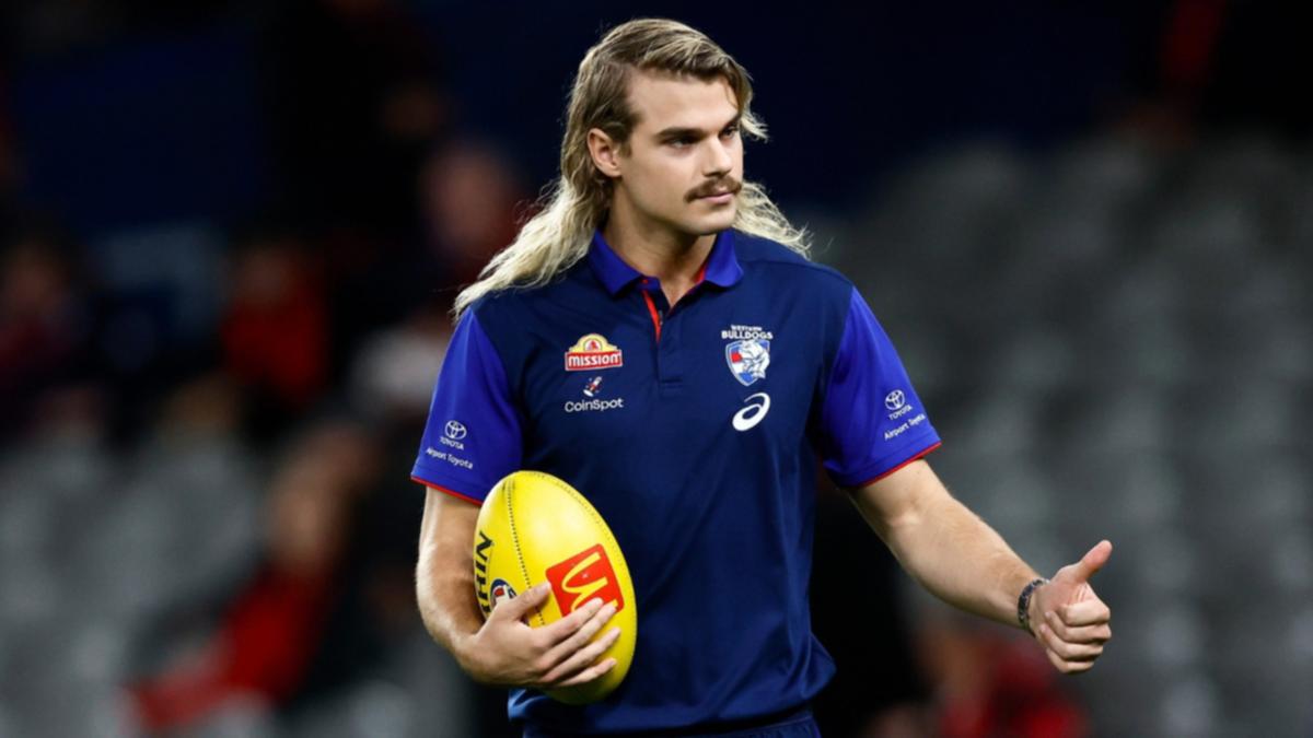 Luke Beveridge yields he does not ‘anticipate’ Bailey Smith to be at the Western Bulldogs next year