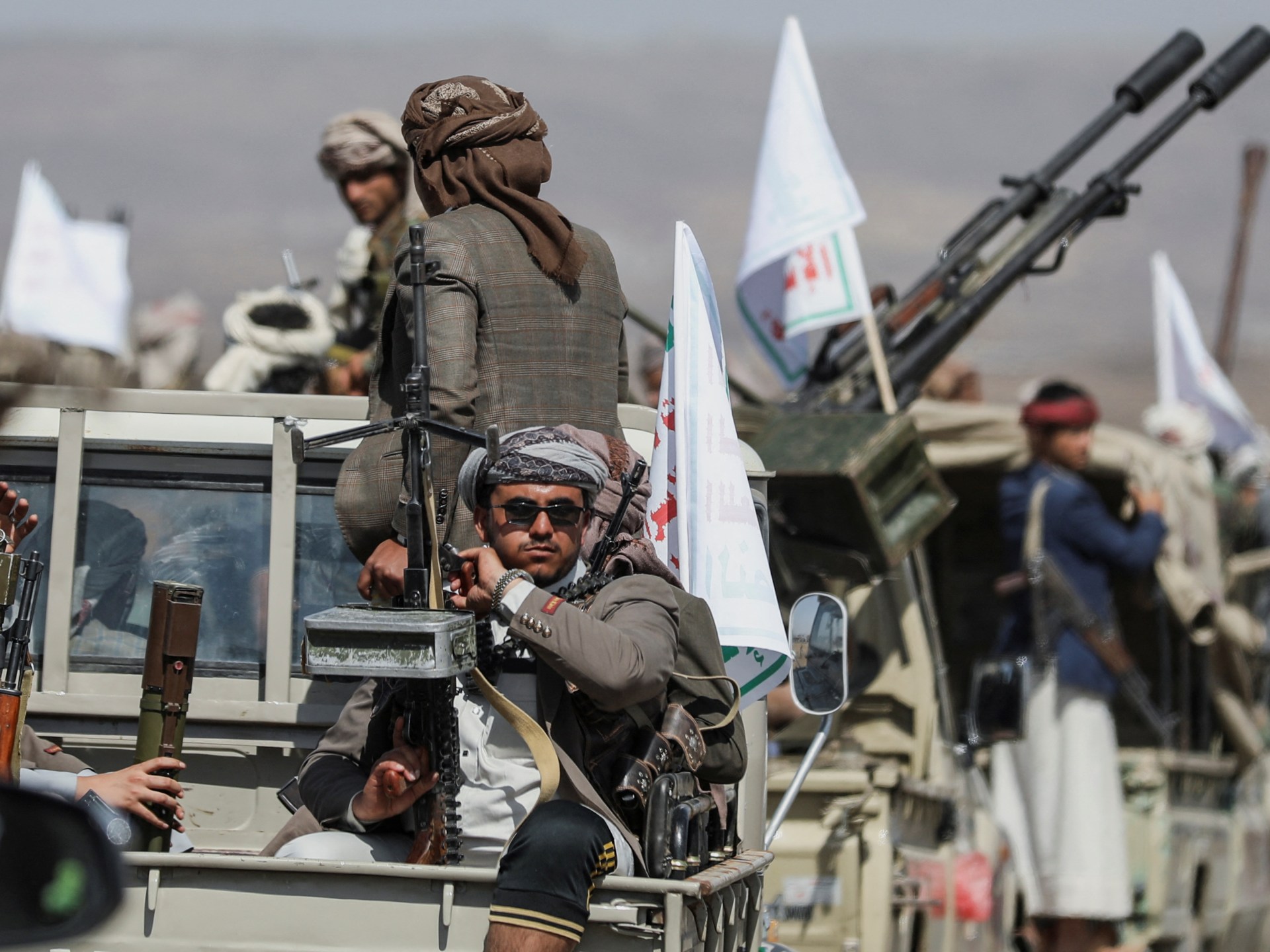 Yemen’s Houthis apprehend UN personnel, help employees