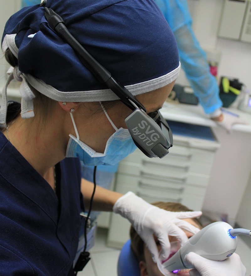 Australian dental practitioner states task scary stories, with one client utilizing mesh and glue to hold mouth together