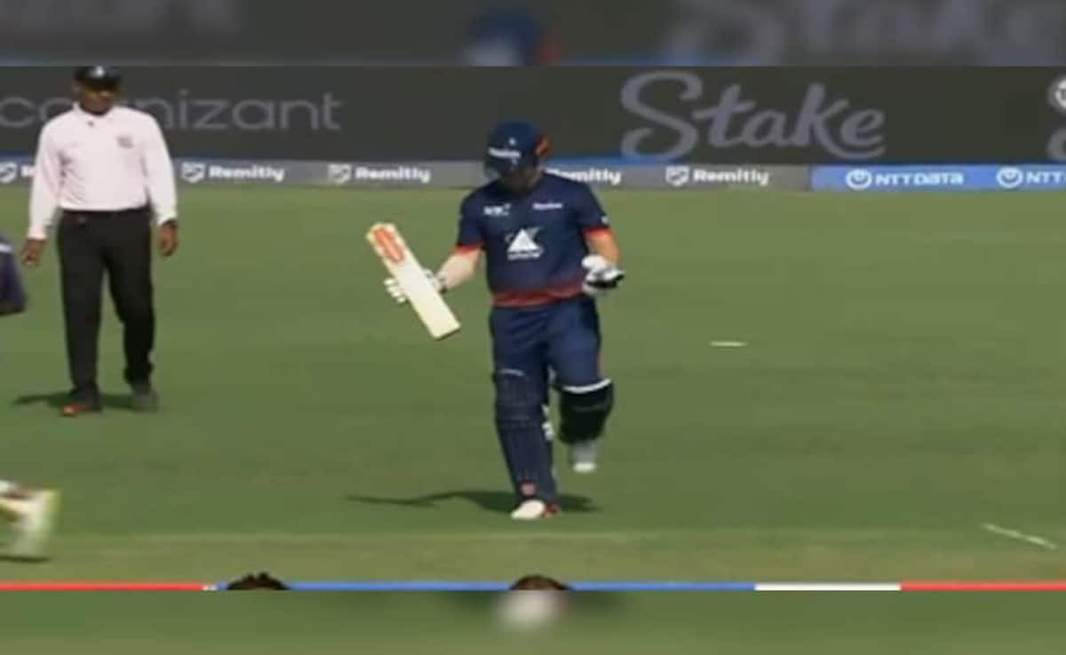 View: Andre Russell Breaks Travis Head’s Bat In MLC Match. Australia Star’s Reaction Is Viral