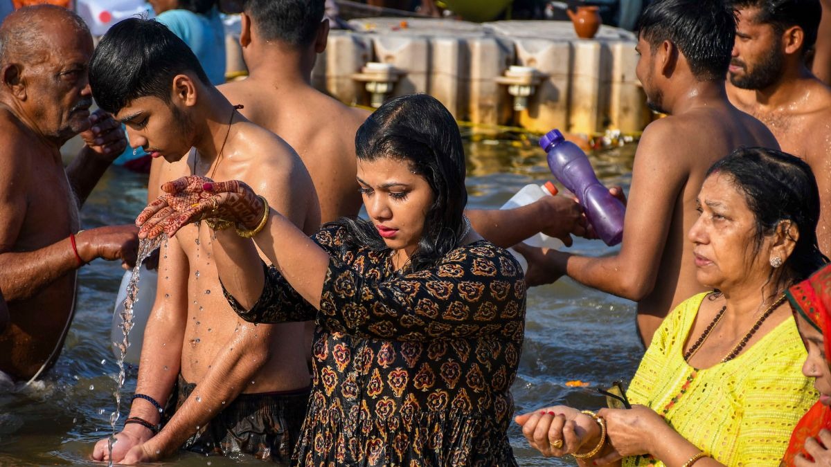 Ganga Dussehra is today, if you cannot take bath in the holy river then you must do this one thing