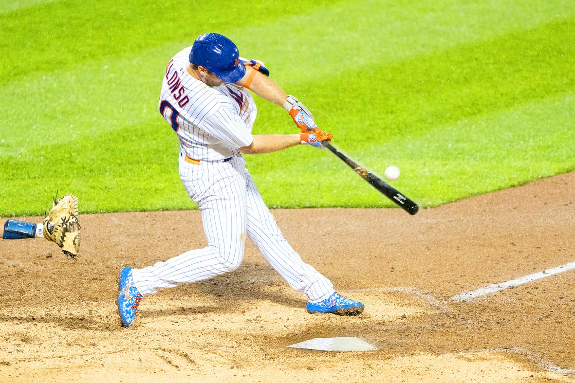 Alonso’s homer raises once-hapless Mets past Brewers into NLDS tie with Phillies