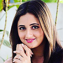 Bigg Boss 13’s Rashami Desai calls THIS participant ‘fighter, fantastic human’ in BB 18; its not Vivian, Rajat, Avinash