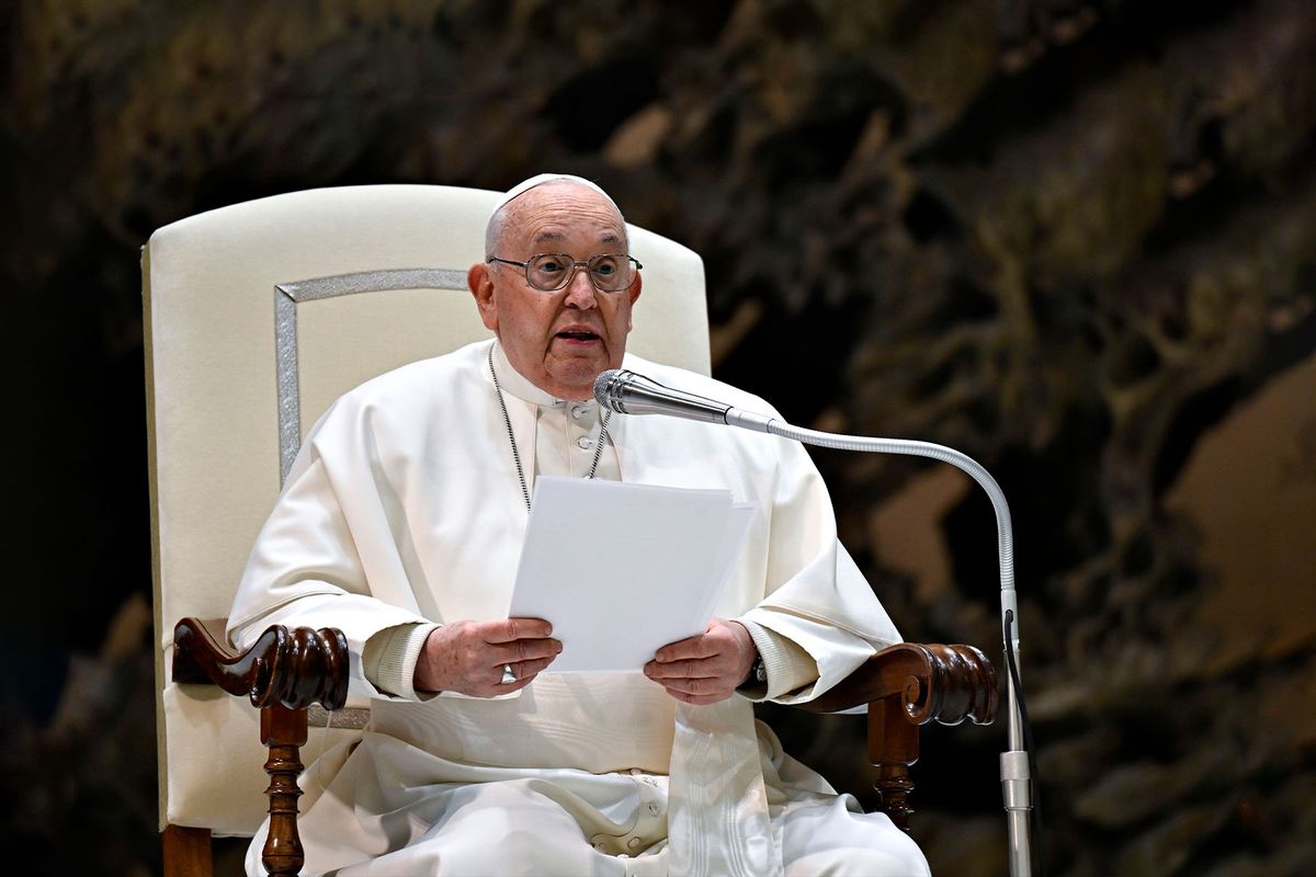 Vatican body advises payment for mistreated minors, action versus priests